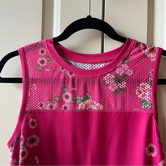 NWT Johnny Was Bee Active High Low Mesh Contrast Tank Top Pink Lace Floral sz S - Picture 5 of 14